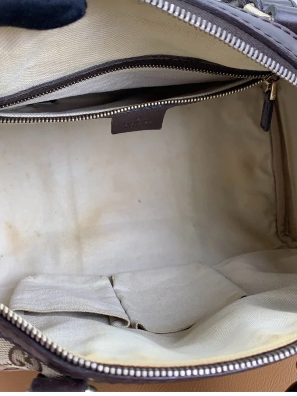 Gucci Tan GG Canvas Duffel with Green and Red Web Stripe - Picture 8 of 11